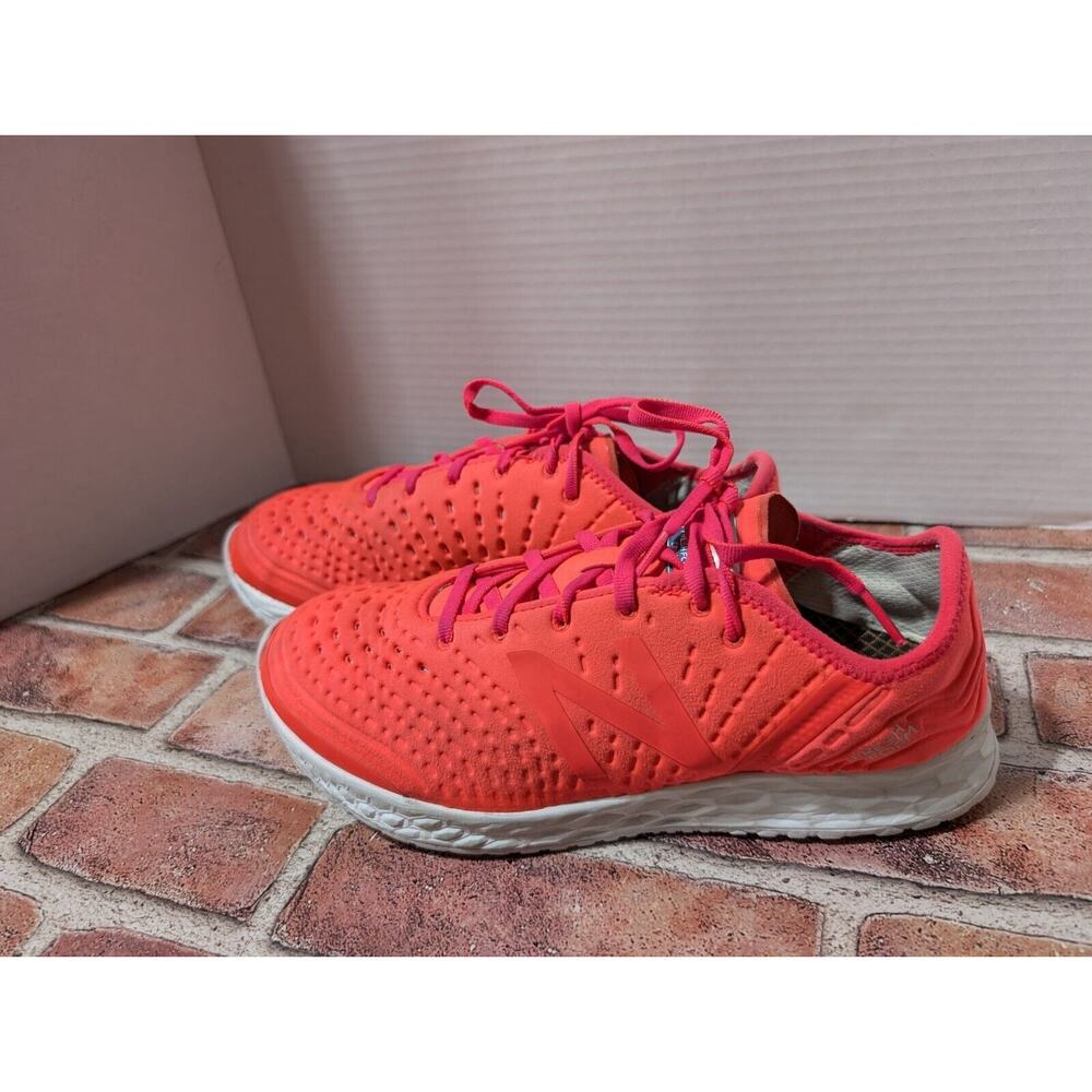New Balance Women's Fresh Foam Crush V1 Cross Trainer Shoes Vivid Coral SZ 9